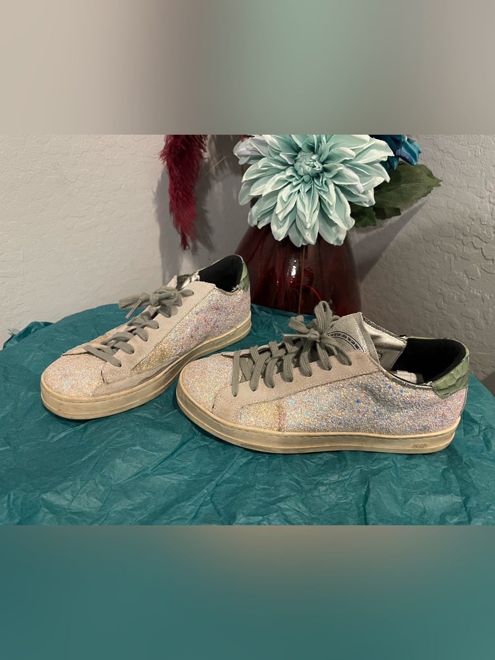 P448 Glitter Low-Top Sneakers in Iridescent glitter size 36